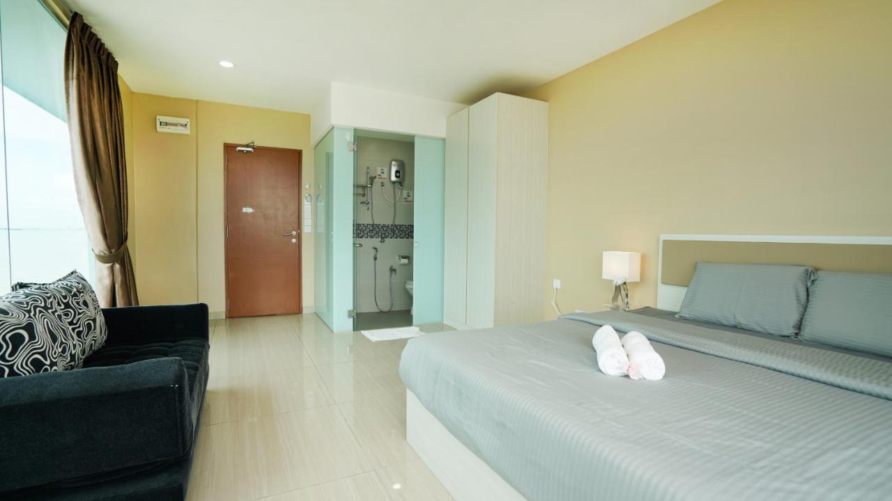 J.G. Resort Pengerang Exterior foto